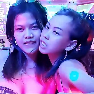 Thai pattaya bargirls francese baci (10 ottobre 2020, pattaya)